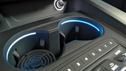 Audi_A4_B9_8W_A5_F5_Getränkehalterbeleuchtung (4)8